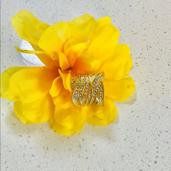 ⭐️⭐️⭐️⭐️1pcs Beautiful keep smiling silver/gold Color ring for a woman - Picture 6 of 7